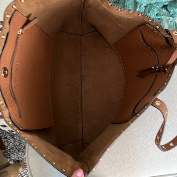 Vince Camuto caramel tote with gold hardware - Picture 6 of 6